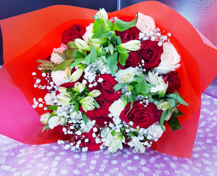 Valentine's Flower Bouquet