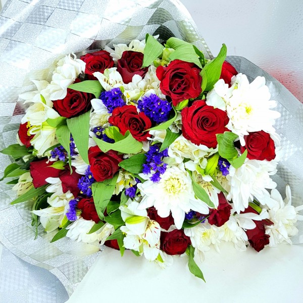 Radiant Flower Bouquet